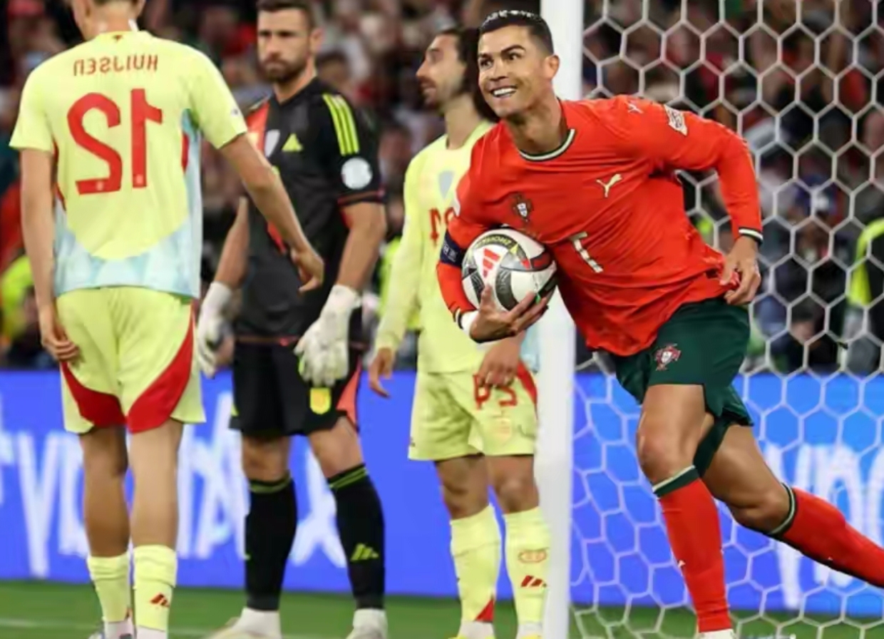 巴黎绝杀勒沃库森，C罗刷新纪录