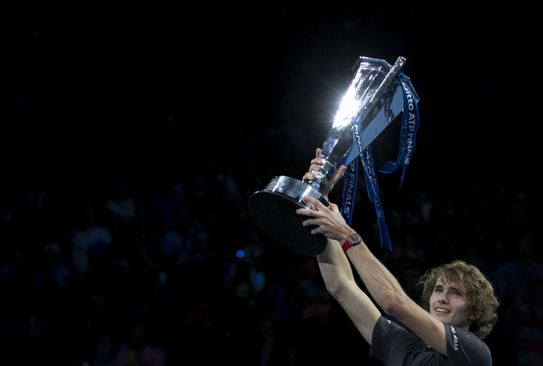 年终总决赛完胜美网，兹维列夫统治全场