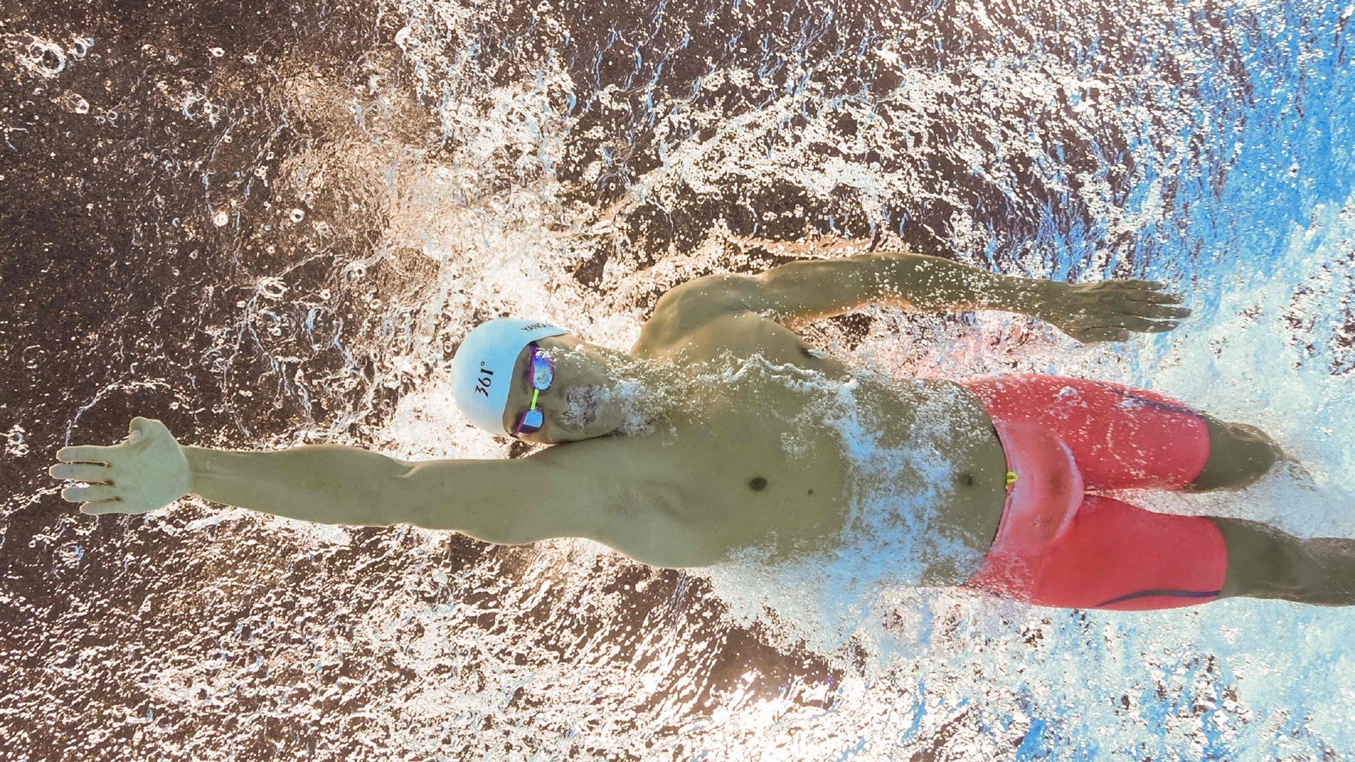 乌克兰对阵希腊，当恩佐式大场面先生成为国家隐喻